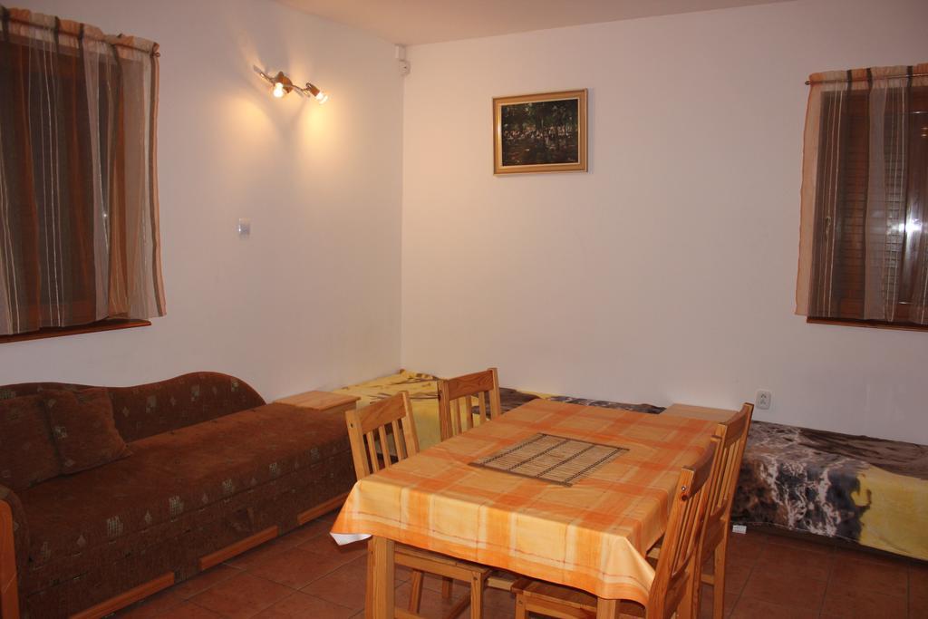 Apartmany Vinne Room photo